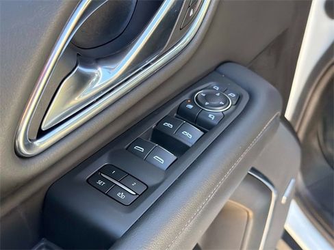 Used 2021 Chevrolet Tahoe High Country image 19