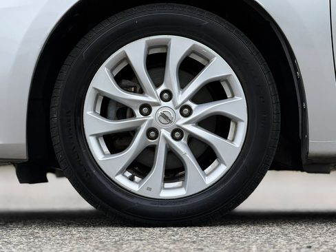 Used 2019 Nissan Sentra SV FWD image 30