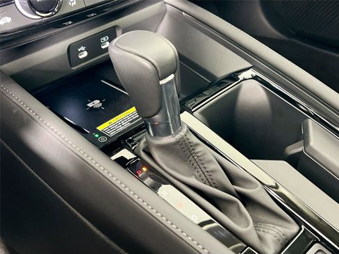 Used 2025 Honda Accord Touring image 18