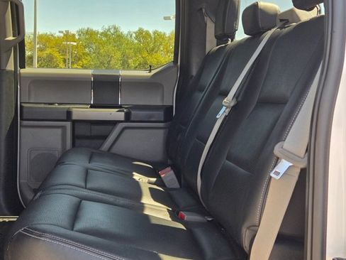 Used 2020 Ford F150 XLT image 19