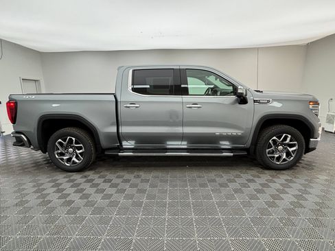New 2026 GMC Sierra 1500 SLT w/ SLT Premium Package AWD/4WD image 8