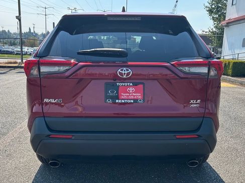 Certified 2023 Toyota RAV4 XLE w/ XLE Grade Weather Package AWD/4WD image 6