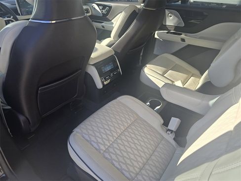 Used 2023 Lincoln Aviator Black Label image 13
