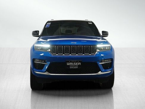Used 2023 Jeep Grand Cherokee Summit image 8