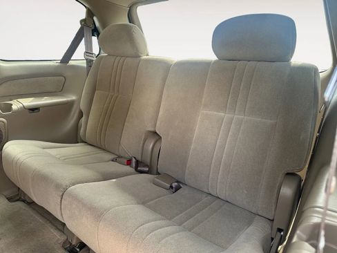 Used 2002 Toyota Sienna XLE FWD image 12
