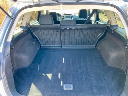 Used 2013 Subaru Outback 2.5i Premium image 8