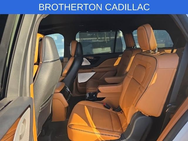 Used 2025 Lincoln Aviator Black Label w/ Black Label Special Edition AWD/4WD image 10