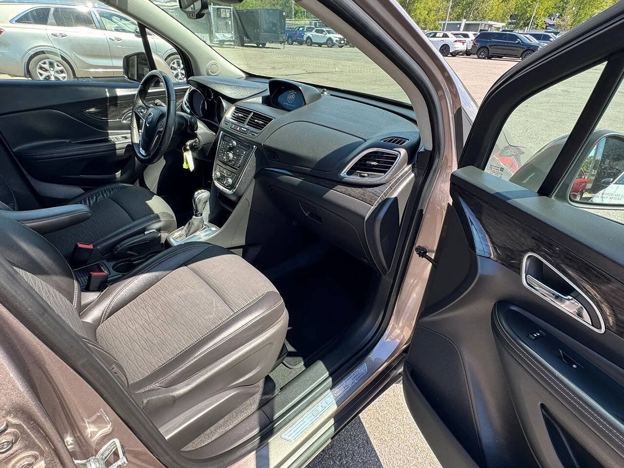 Used 2015 Buick Encore Convenience AWD/4WD image 17