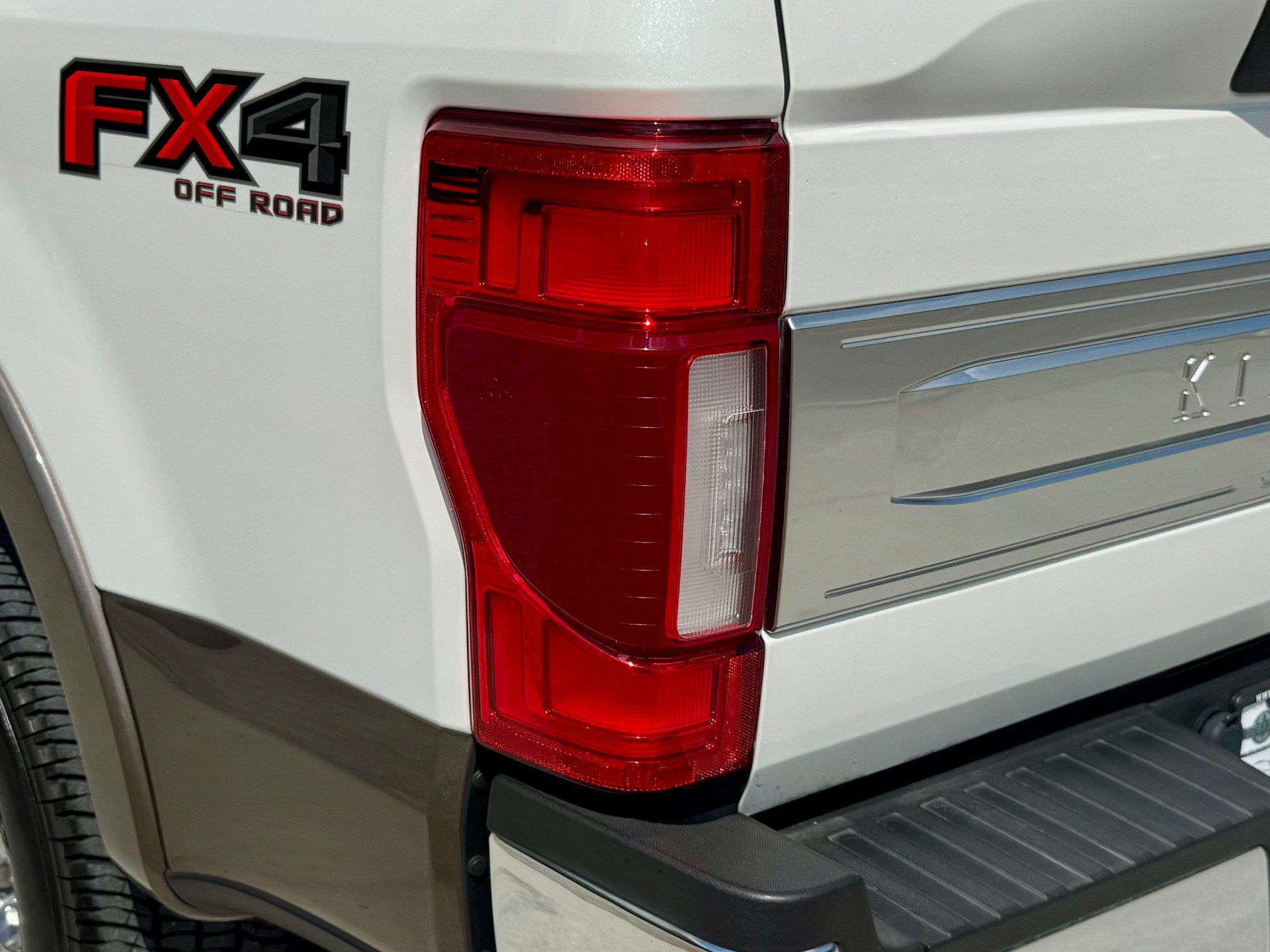 Used 2022 Ford F350 King Ranch w/ King Ranch Ultimate Package AWD/4WD image 76