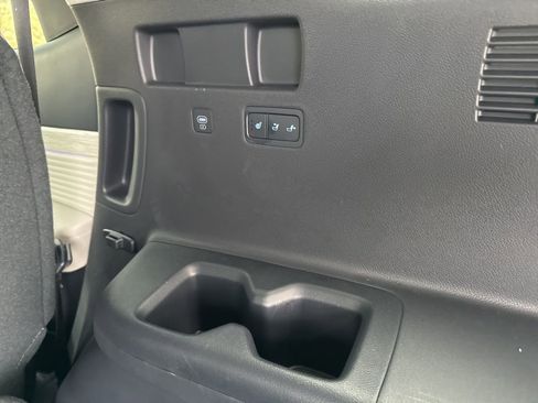 Used 2025 Hyundai Palisade Calligraphy image 14