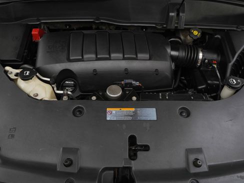 Used 2014 GMC Acadia SLT image 35