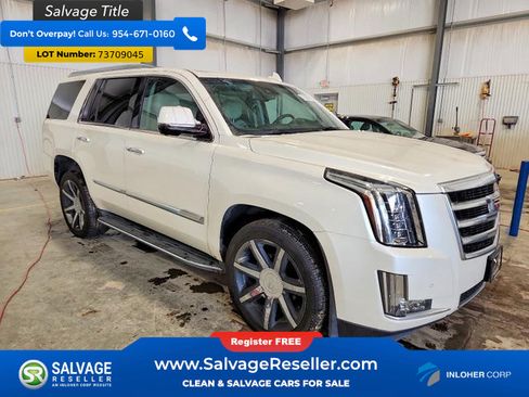 Used 2015 Cadillac Escalade Luxury AWD/4WD image 5