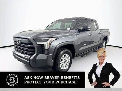Used 2025 Toyota Tundra SR5 AWD/4WD image 1