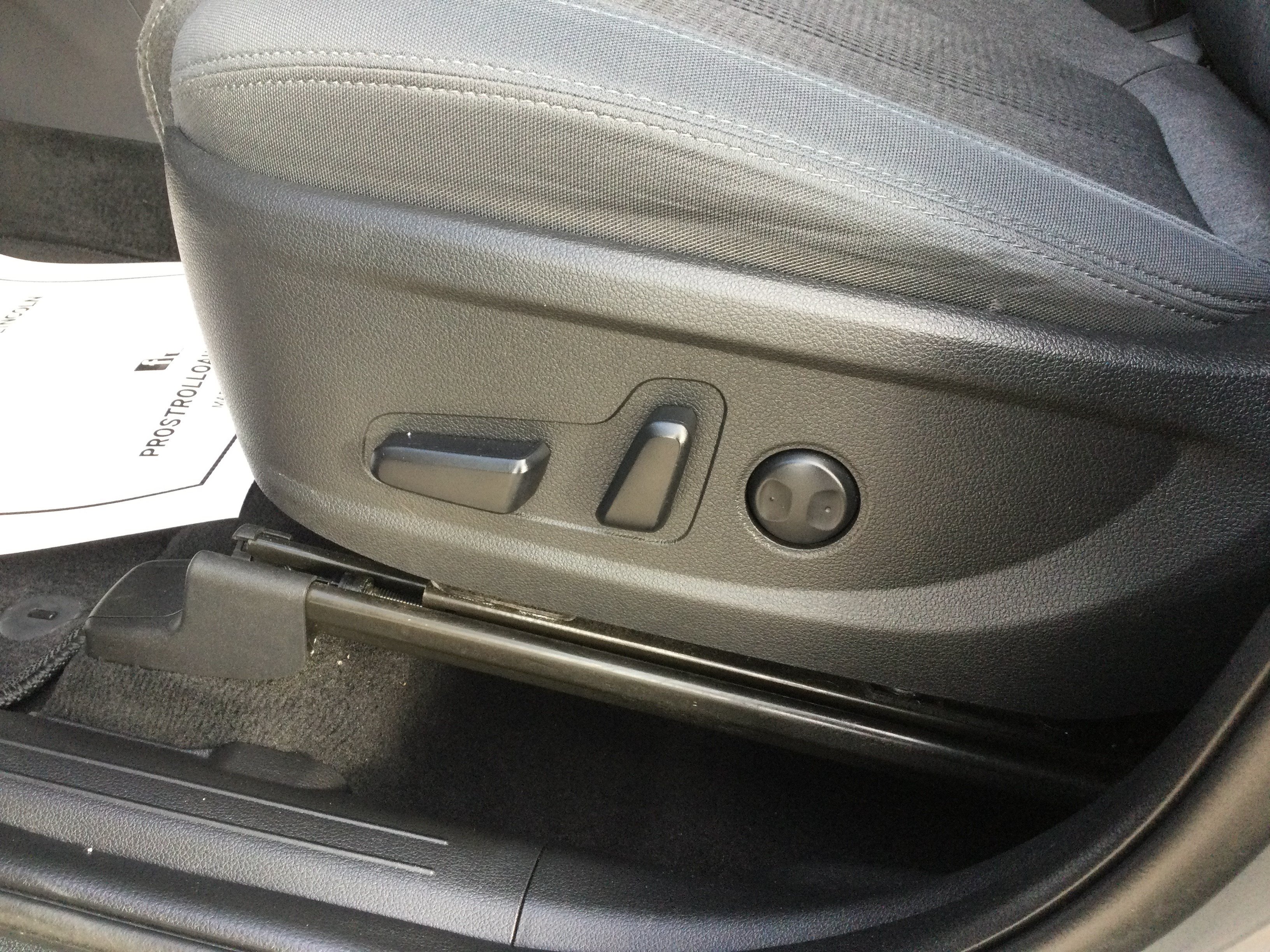 Used 2022 Hyundai Santa Fe SEL FWD image 8