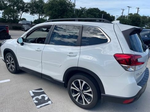 Used 2023 Subaru Forester Limited AWD/4WD image 4