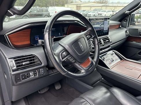 Certified 2023 Lincoln Navigator Reserve image 30