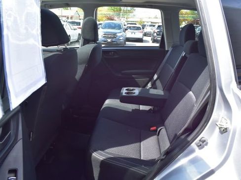 Used 2017 Subaru Forester 2.5i Premium w/ All-Weather Package AWD/4WD image 34