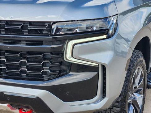 Used 2024 Chevrolet Tahoe Z71 w/ Luxury Package AWD/4WD image 16