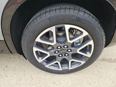 Used 2025 Chevrolet Blazer RS image 28