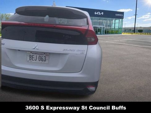 Used 2018 Mitsubishi Eclipse Cross ES FWD image 7