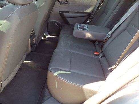Used 2023 Nissan Rogue S FWD image 24