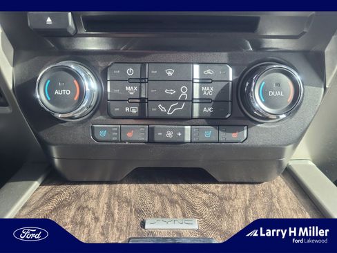 Used 2018 Ford F350 Lariat w/ Lariat Ultimate Package image 31