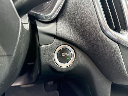Certified 2022 Chevrolet Equinox LT FWD image 17