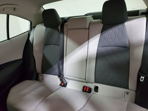 Used 2020 Toyota Corolla LE image 10