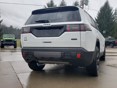 New 2026 Jeep Cherokee Overland w/ Trailer Tow Group image 3