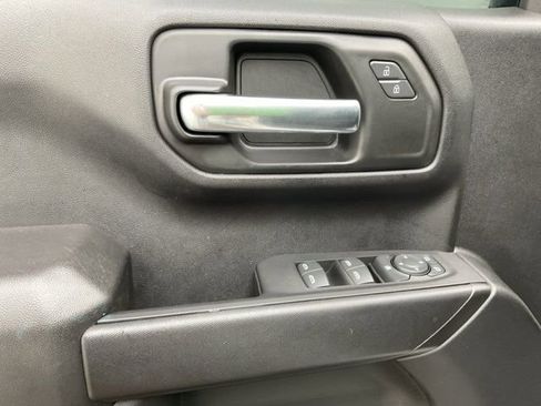 Used 2025 Chevrolet Silverado 1500 Custom w/ Turbomax Blackout Package AWD/4WD image 32