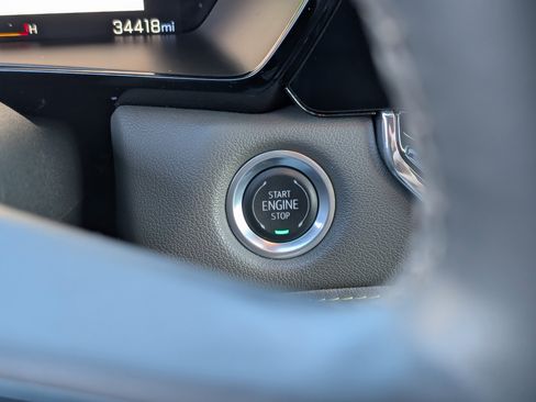 Used 2024 Chevrolet Colorado ZR2 w/ ZR2 Convenience Package III image 19