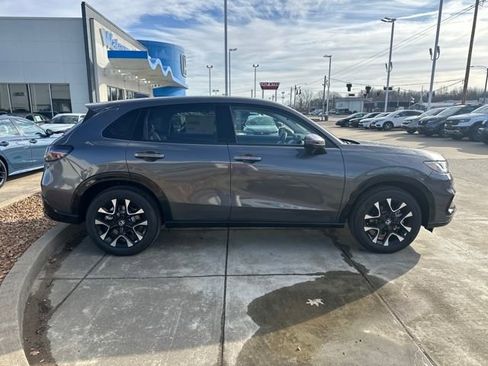 New 2026 Honda HR-V EX-L image 6