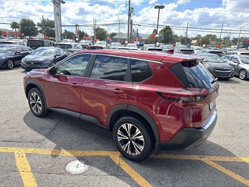 Used 2023 Nissan Rogue SV image 6