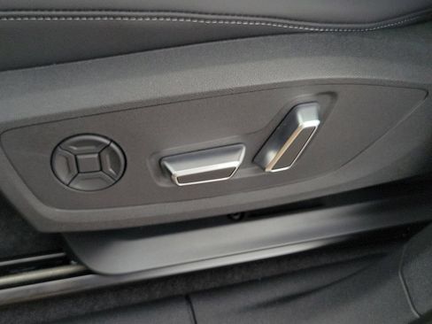New 2026 Audi Q3 quattro 2.0T AWD/4WD image 18