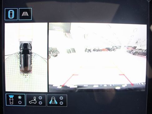 New 2026 GMC Terrain AT4 w/ Convenience Package III image 4