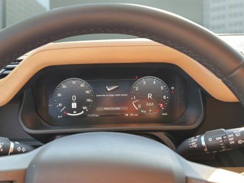 New 2026 Land Rover Defender 110 S image 27