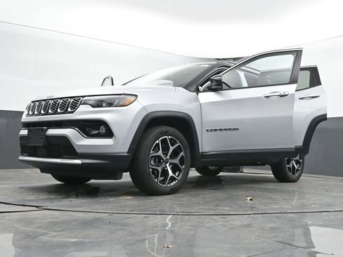 Used 2025 Jeep Compass Limited AWD/4WD image 72
