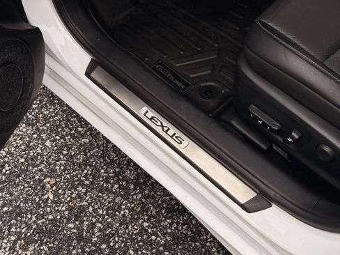 Used 2015 Lexus IS 250 w/ F-Sport Package RWD image 17