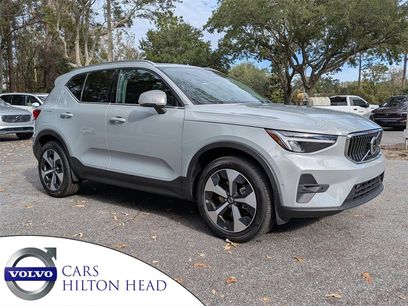 Certified 2025 Volvo XC40 B5 Plus