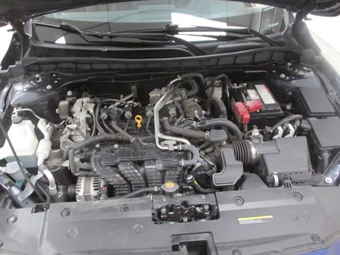 Used 2023 Nissan Altima 2.5 SR image 38