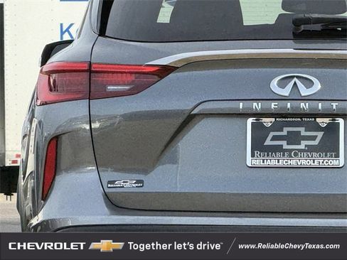 Used 2020 INFINITI QX50 Essential w/ Edition 30 Package image 9