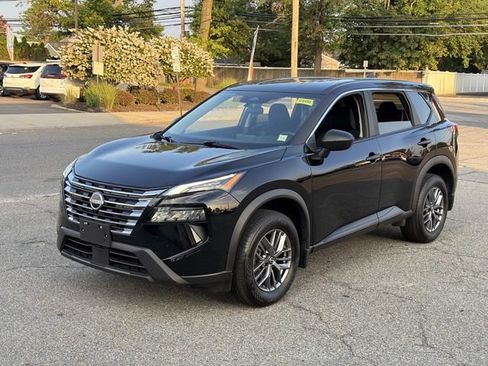 Certified 2025 Nissan Rogue S AWD/4WD image 4