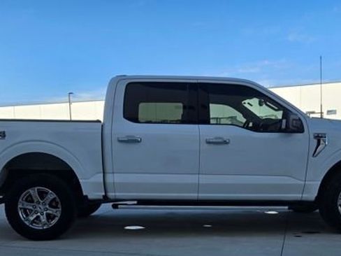 Used 2022 Ford F150 XLT w/ Equipment Group 302A High image 6