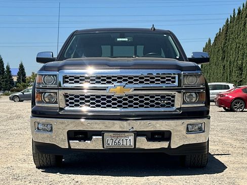Used 2015 Chevrolet Silverado 1500 LTZ w/ LTZ Plus Package AWD/4WD image 9