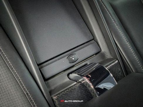 Used 2020 Rolls-Royce Cullinan Black Badge image 32