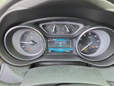 Used 2020 Buick Envision Essence AWD/4WD image 17