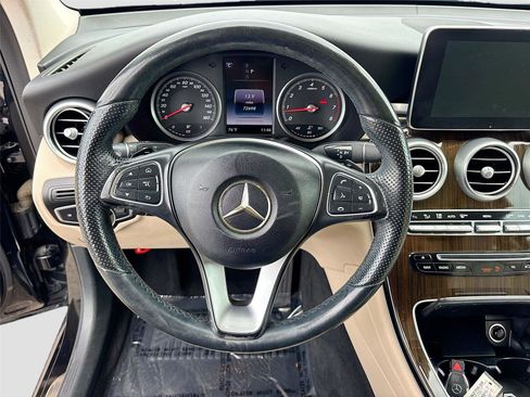Used 2016 Mercedes-Benz GLC 300 4MATIC w/ Multimedia Package image 11
