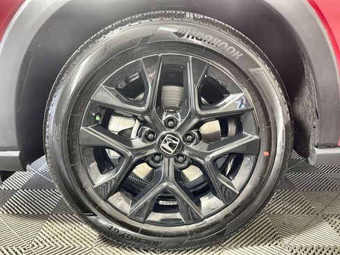 Used 2025 Honda HR-V Sport image 12