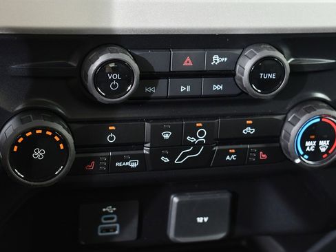 New 2026 Ford F550 4x4 Crew Cab w/ XLT Value Package image 28