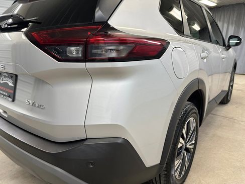 Used 2022 Nissan Rogue SV AWD/4WD image 24